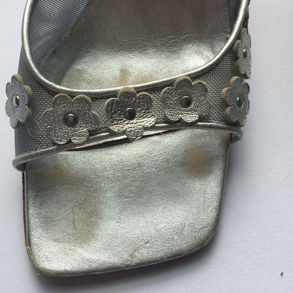 Miu Miu vintage kitten miles - Picture 3 of 6